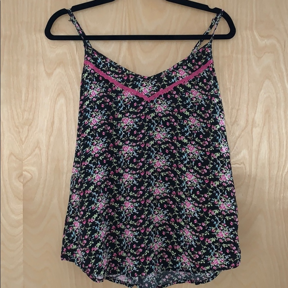 Love Squared blouse-like tank top size S